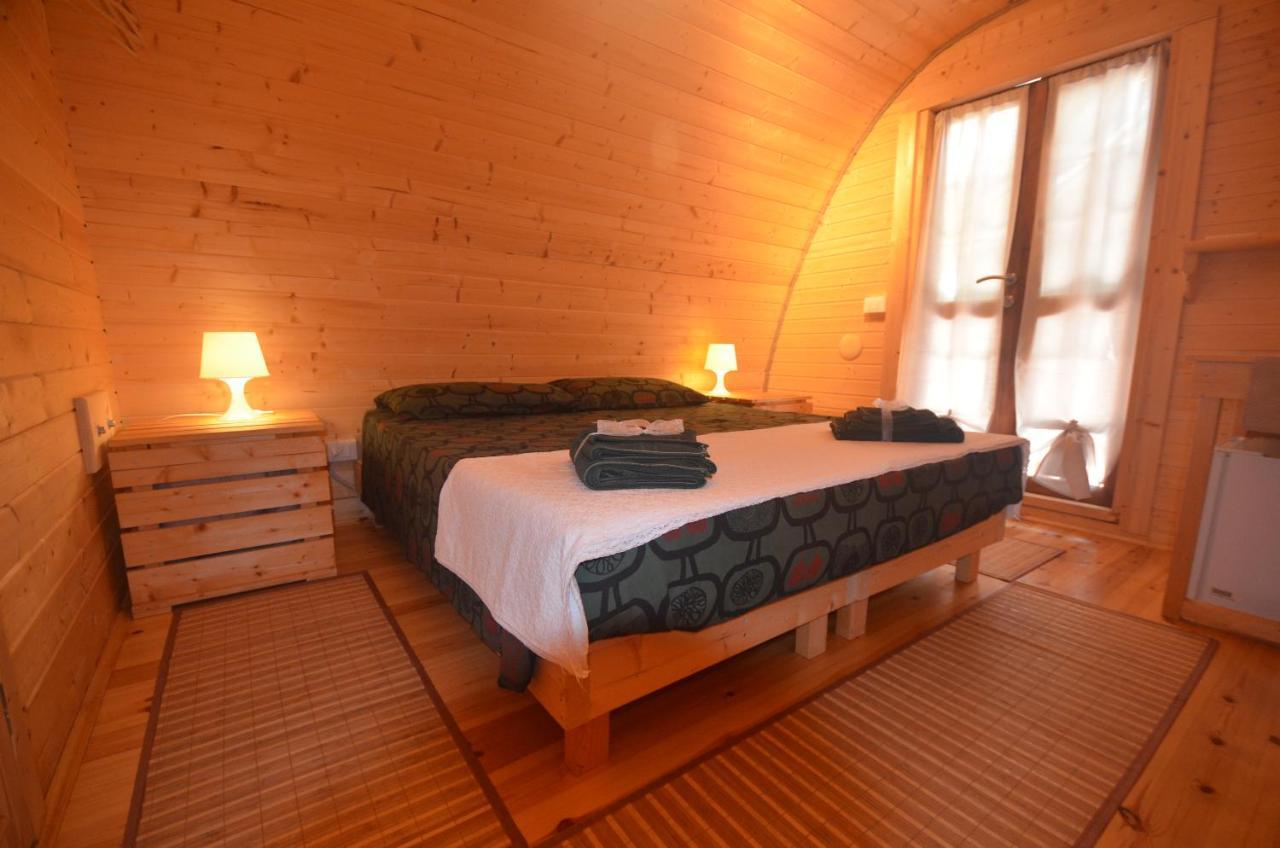 مانربا ديل جاردا Asso Bed & Breakfast المظهر الخارجي الصورة