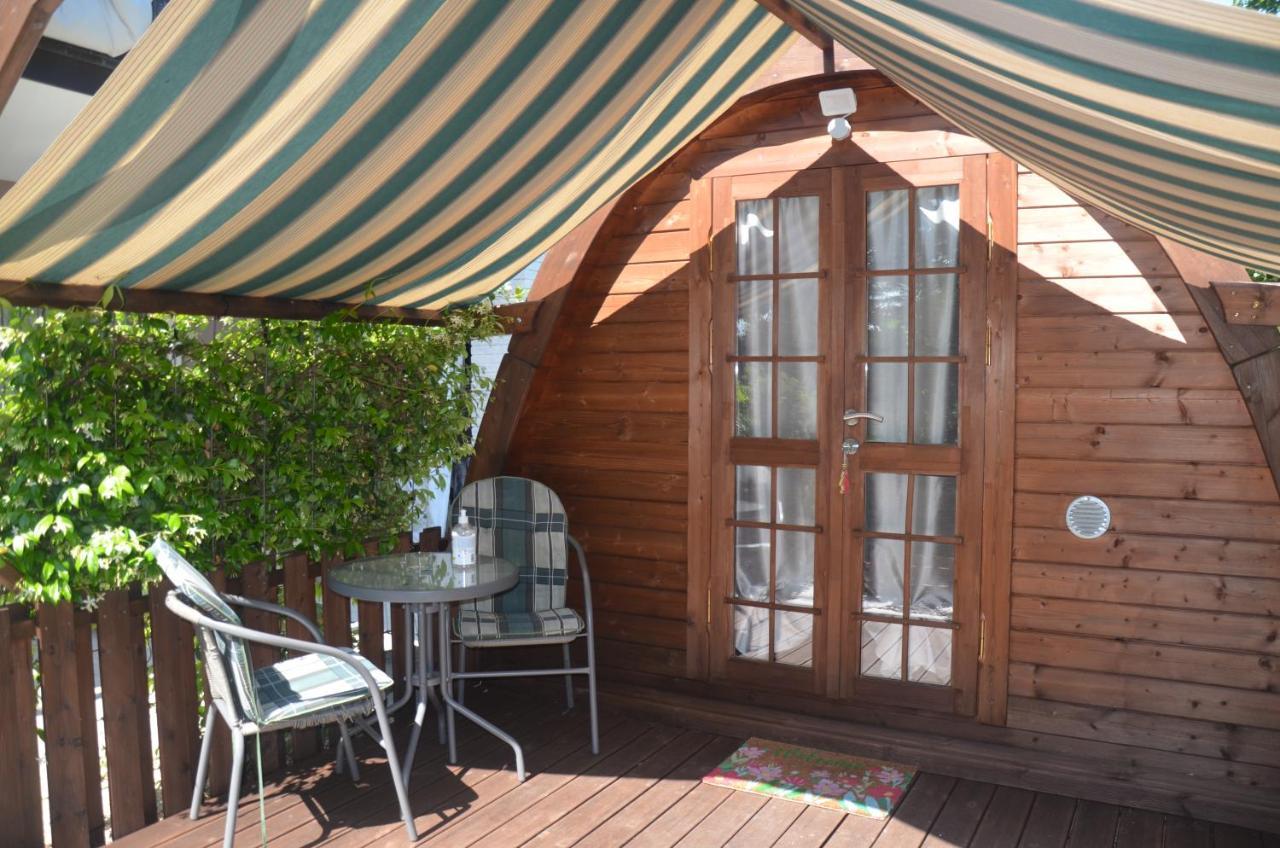 مانربا ديل جاردا Asso Bed & Breakfast المظهر الخارجي الصورة