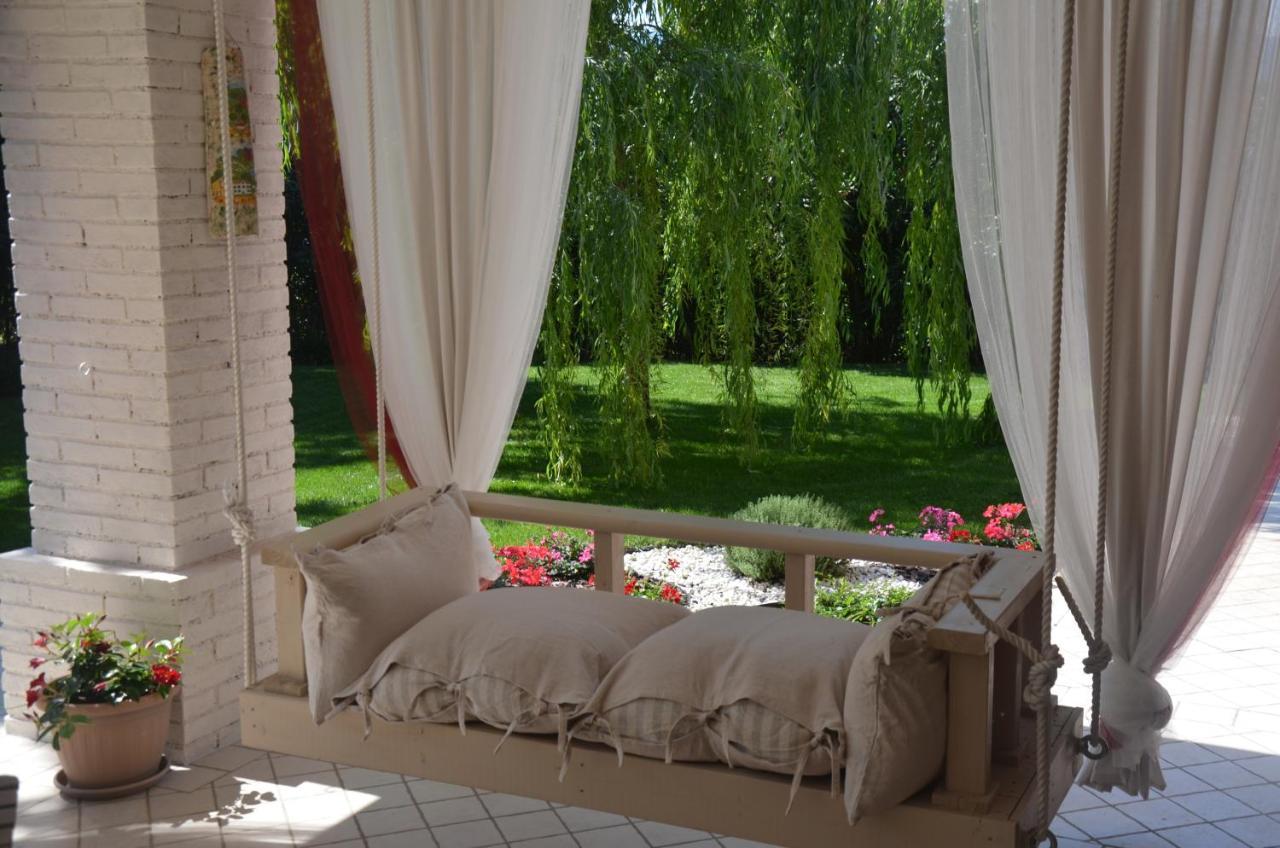 مانربا ديل جاردا Asso Bed & Breakfast المظهر الخارجي الصورة