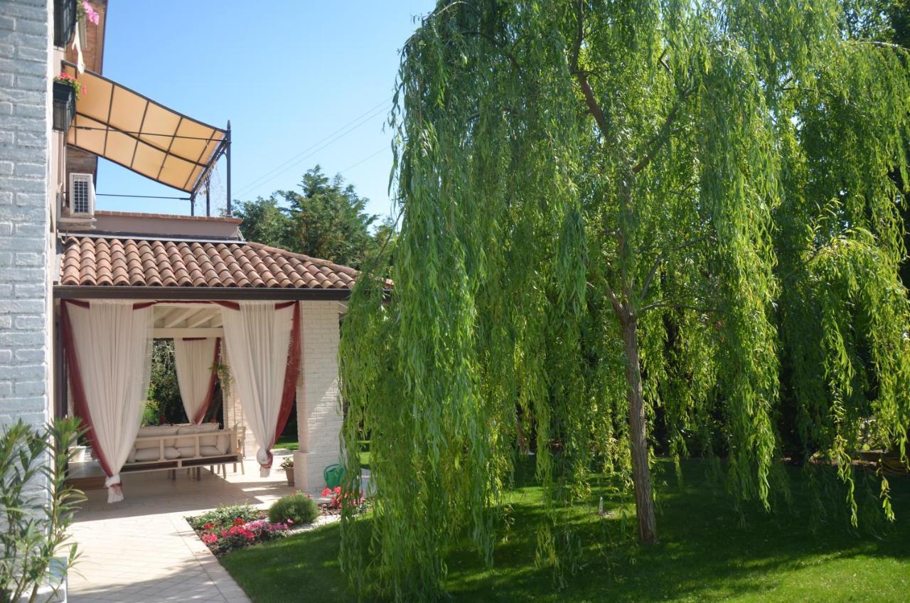 مانربا ديل جاردا Asso Bed & Breakfast المظهر الخارجي الصورة