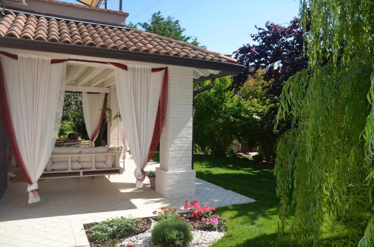 مانربا ديل جاردا Asso Bed & Breakfast المظهر الخارجي الصورة