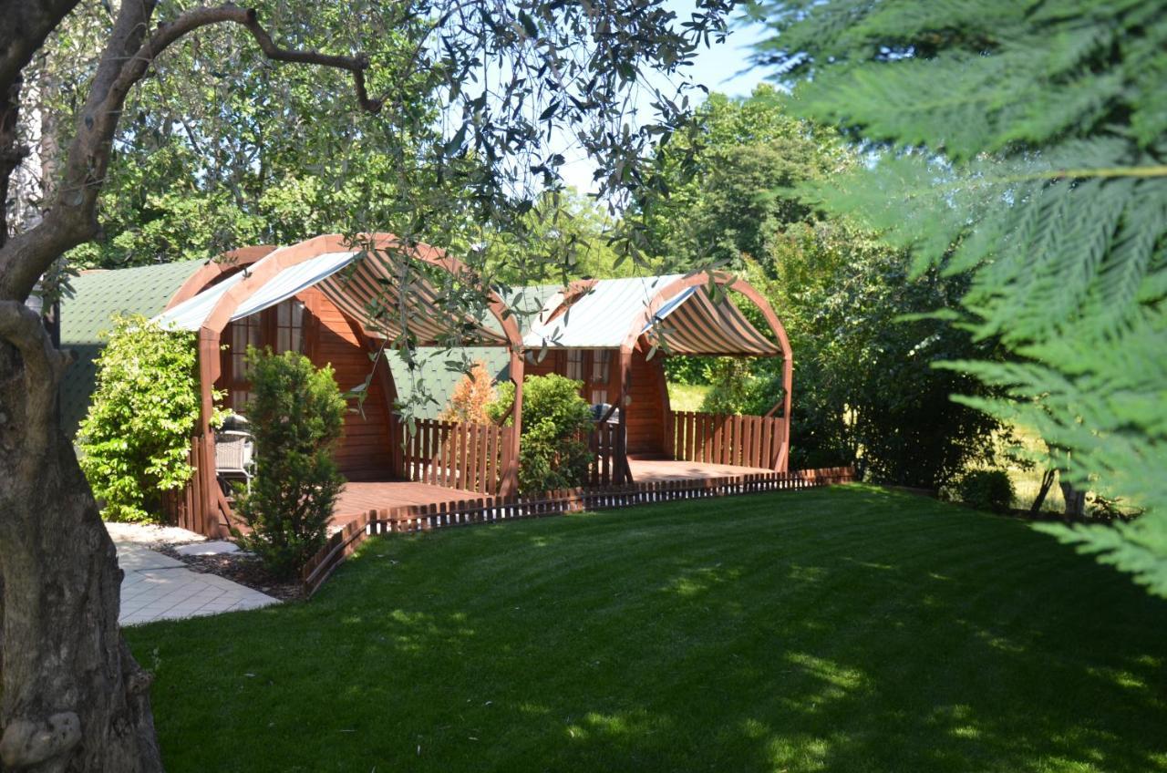 مانربا ديل جاردا Asso Bed & Breakfast المظهر الخارجي الصورة