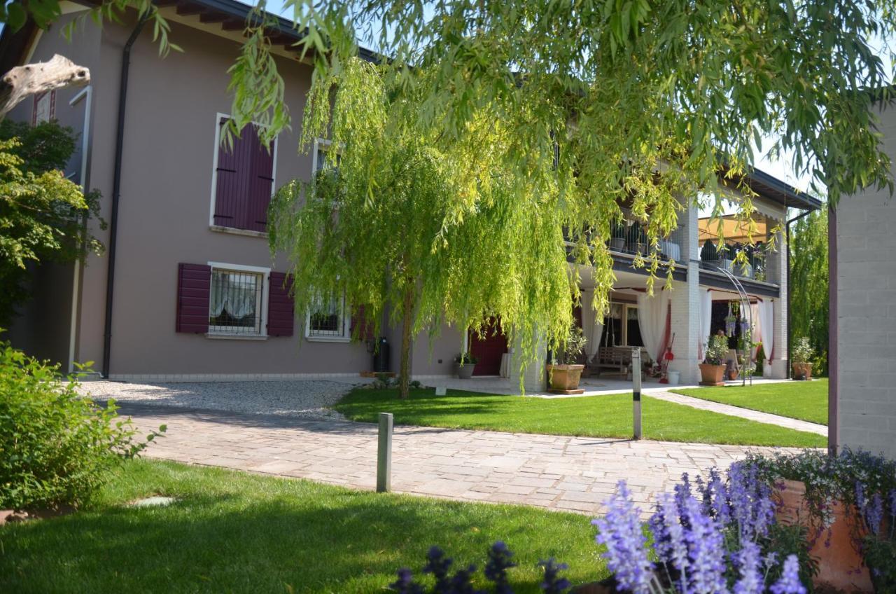 مانربا ديل جاردا Asso Bed & Breakfast المظهر الخارجي الصورة