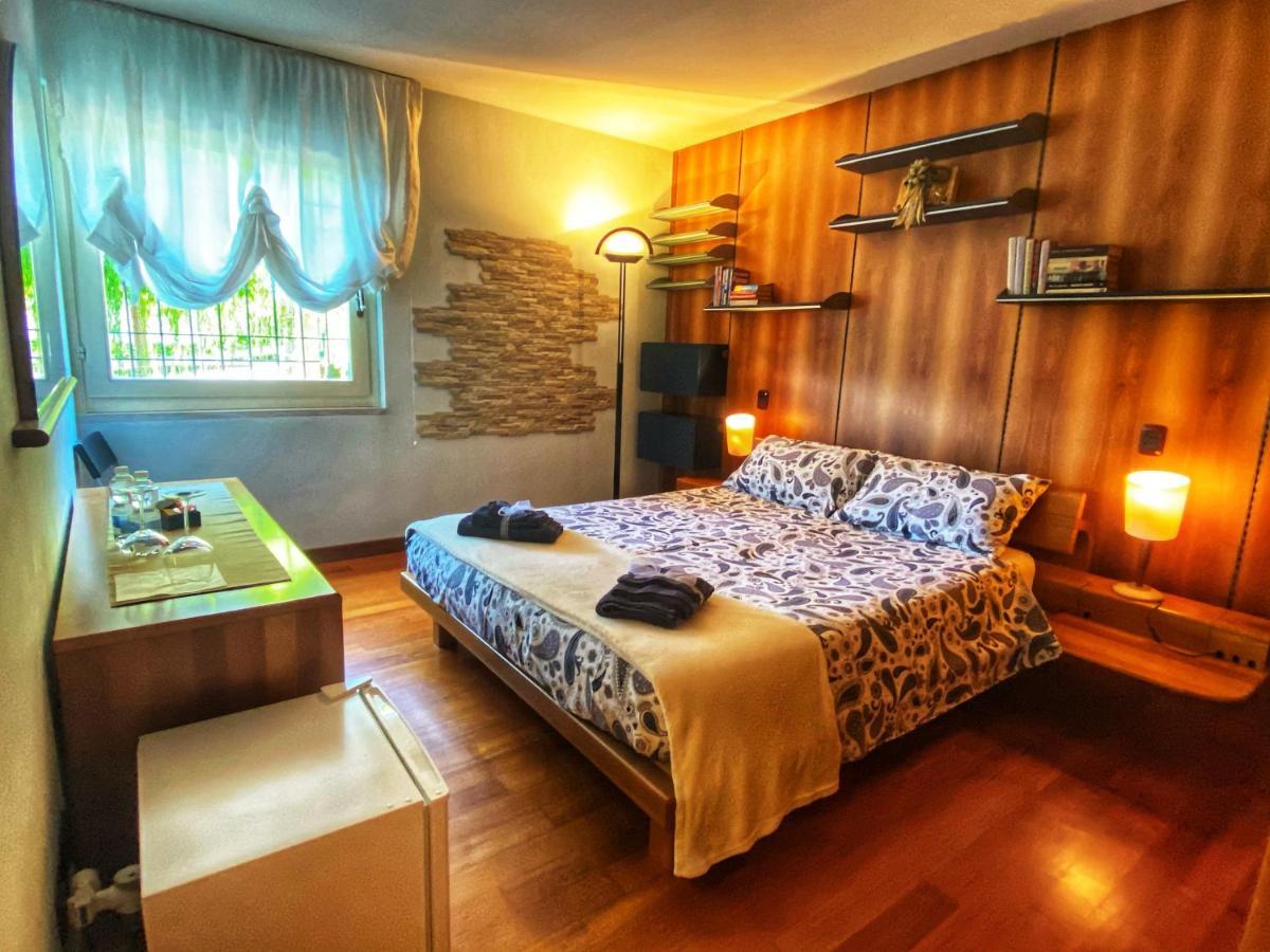 مانربا ديل جاردا Asso Bed & Breakfast المظهر الخارجي الصورة