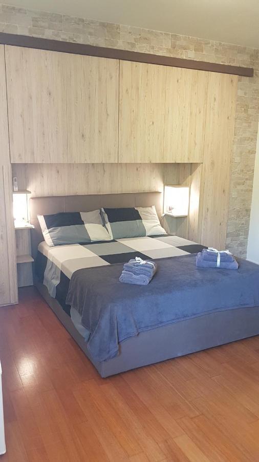 مانربا ديل جاردا Asso Bed & Breakfast المظهر الخارجي الصورة